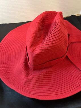 Classic Red Wide-Brim Women's Sun Hat with Ribbon Band